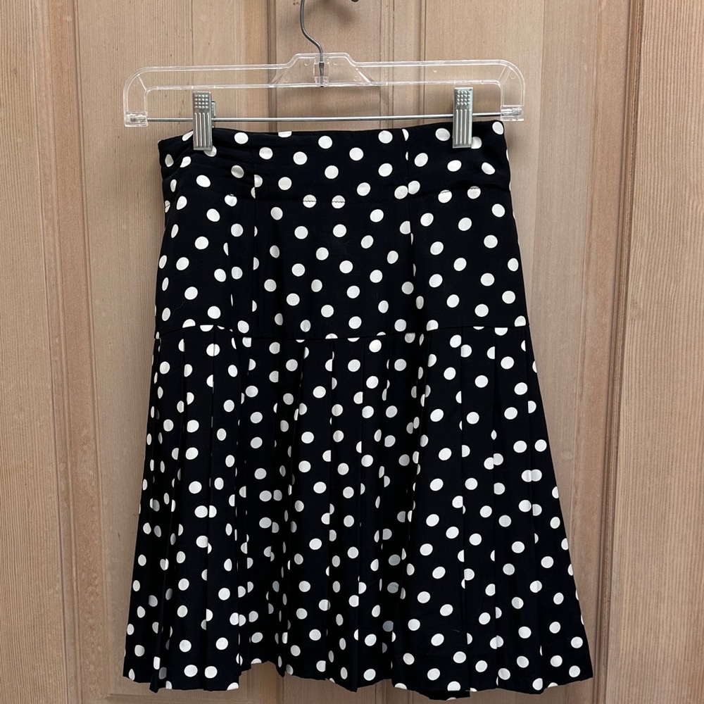 Mondi Classic Black and White A-Line Skirt